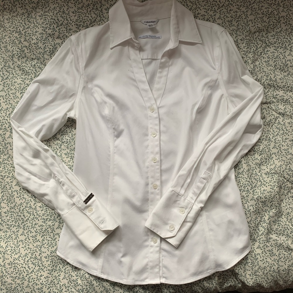 Calvin Klein V-neck Work Button Down